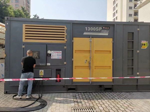 凤凰500KW发电机组冬季应该配多大的启动电瓶？